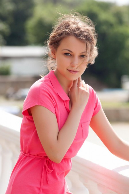MetArt представляет галерею с моделью Nikia A